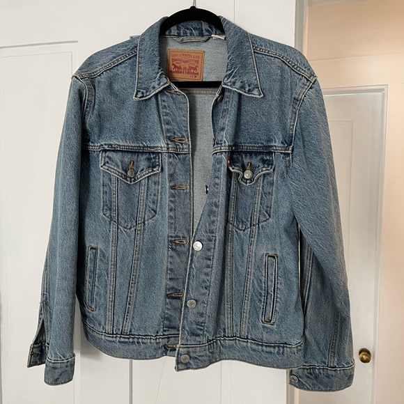 Levi's Jackets & Blazers - Levi’s Denim Jacket